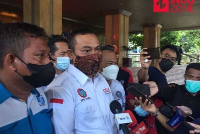 Kecewa dengan Janji Manis Anies soal UMP, Buruh: Cuma Untuk Bikin Senang Sesaat