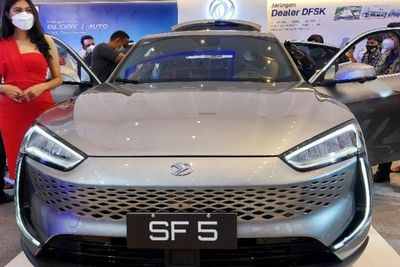 DFSK Seres SF5 Tampil Perdana di Kota Pahlawan, ini Bocorannya