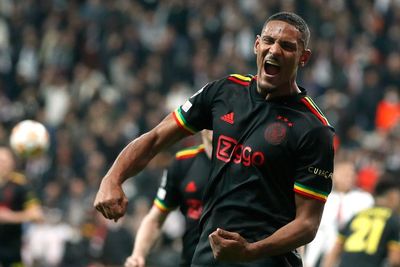 Update Top Skor Liga Champions 2021 22: Sebastien Haller Salip Lewandowski dengan 10 Gol