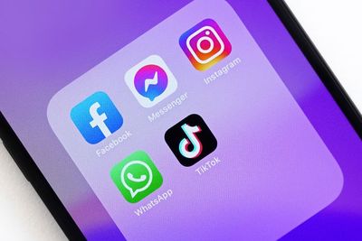 TikTok Jadi Aplikasi Mobile yang Paling Banyak Diunduh di Tahun 2021!