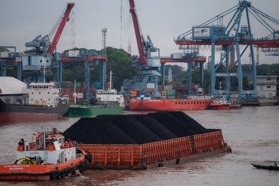 China Intervensi, Harga Batu Bara Acuan RI Turun