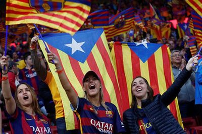 Bukannya Mendukung agar Menang Lawan Bayern, Fans Barca Malah Dukung Dynamo Kyiv