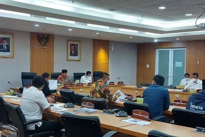 Ketua Komisi B Dilaporkan ke BK DPRD DKI dan Didesak untuk Dicopot, Kenapa?