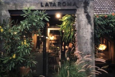 Hidden Gems Nih! Coffee Shop Berkonsep Private Service