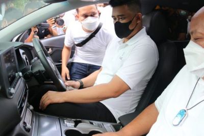 Luncurkan Stasiun Pengisian Kendaraan Listrik Pertama di Sumut, Bobby: Ini Trobosan Baru