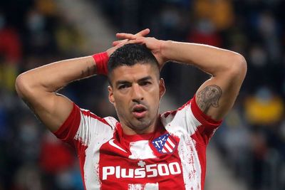 Luis Suarez Masih Berpotensi Bela Atletico di Derby Madrid Meski Sempat Cedera