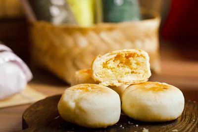 Sama Enaknya! Kalau Jogja Punya Bakpia, Kota Malang Punya Pia Mangkok