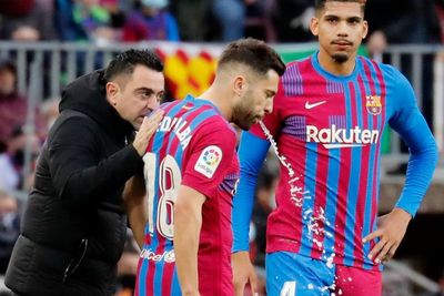 Xavi: Barcelona Alami Masalah Mental, Pemain Kurang Percaya Diri