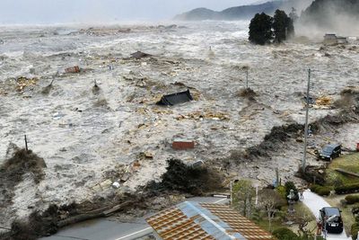 Ada Potensi Tsunami di Laut NTT Pasca Gempa, Berikut Ini 4 Mitos Terkait Tsunami