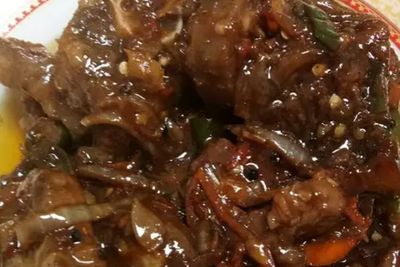 Siapa Nih Yang Tertarik Membuat Buntut Sapi Kecap Bawang? Berikut Resepnya