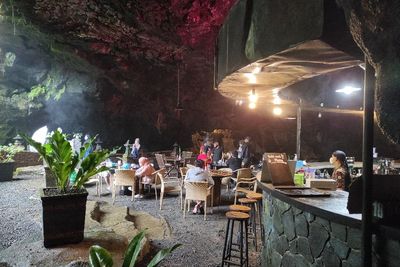 Sensasi Ngopi di Dalam Gua, Salah Satu Tempat Unik di Purbalingga