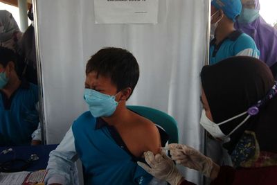 Wagub DKI Minta Orang Tua Pastikan Anak Usia 6-11 Tahun Segera Divaksin Covid-19