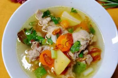 Begini Tutorial Membuat Sop Ayam Pak Min