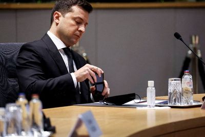 Presiden Ukraina Desak Pemimpin UE Jatuhkan Sanksi Kepada Rusia