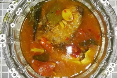 Begini Resep Mudah Membuat Ikan Kuwe Kuah Asam Pedas