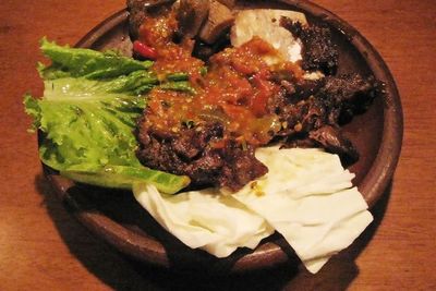 Pengin Makan Iga Penyet? Buat Sendiri Aja Yuk