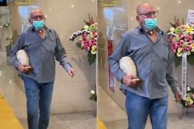 Momen Pilu Papa Gabor Gendong Guci Abu Laura Anna Bikin Netizen Nyesek