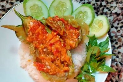 Simpel dan Menggugah Selera, Masak Terong Crispy Sambal Bawang Yuk