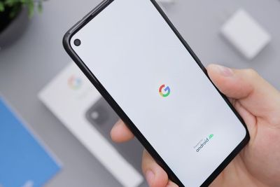 Cara Menggunakan Find My Device untuk Melacak HP Android dan iOS yang Hilang