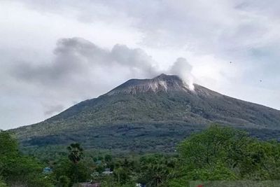Gunung Illi di NTT Kembali Erupsi, Masyarakat Diminta Waspada