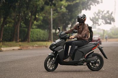 Indonesia Ekspor Motor Listrik Gesits ke Senegal