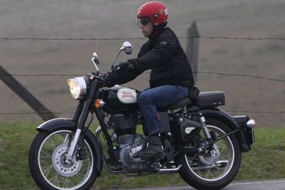 Royal Enfield Melakukan Recall 26.300 Unit Classic 350, Ini Masalahnya!