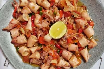 Nikmatnya Cumi Asin Sambal Dabu-dabu yang Pas Disantap dengan Nasi Hangat