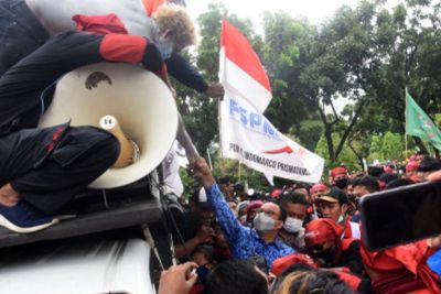 Kabarnya UMP DKI 2022 akan Direvisi Lagi, DPRD DKI Minta Penjelasan Anies