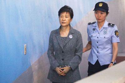 Kesehatan Memburuk, Eks Presiden Korsel yang Dipenjara karena Korupsi Diampuni