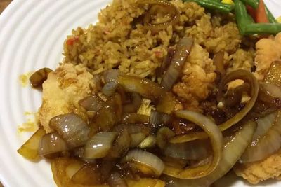 Siang Ini Coba Bikin Nasi Goreng Bistik Yuk