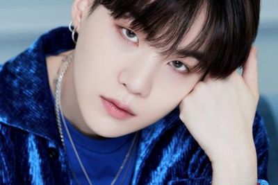 Baru Pulang dari Amerika, Suga BTS Positif COVID-19 Tanpa Gejala