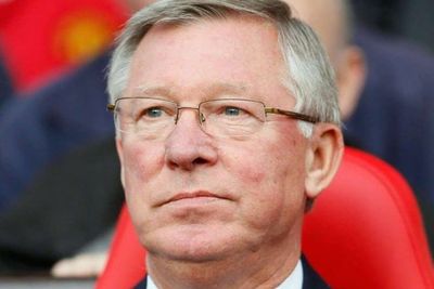 Cerita Berbatov Soal Tradisi Natal Ala Sir Alex Ferguson Sewaktu di Manchester United