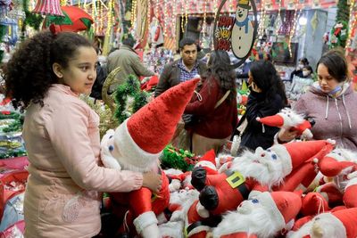 Sederet Potret Perayaan Natal yang Mengesankan dari Berbagai Belahan Dunia