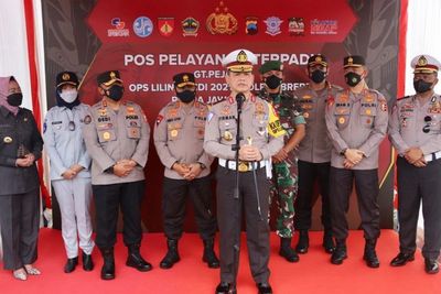 Kakorlantas Instruksikan Anggota Tak Langgar Aturan saat Pengamanan Nataru