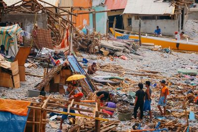 Ratusan Warga Filipina Rayakan Natal Tanpa Rumah Usai Dilanda Topan Rai