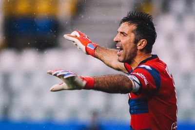 Menolak Pensiun, Buffon Pengen Jajal Meksiko atau AS