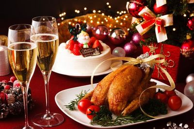 5 Tradisi Makanan Khas Negara Asia yang Tak Boleh Dilewatkan saat Perayaan Natal