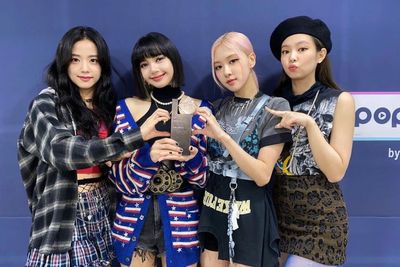 BLACKPINK Mencetak Rekor Baru, Album Studio THE ALBUM Capai 800 Ribu Copy di Hanteo!