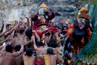 Tari Kecak Garuda Wisnu Kencana, Berikut Foto-fotonya