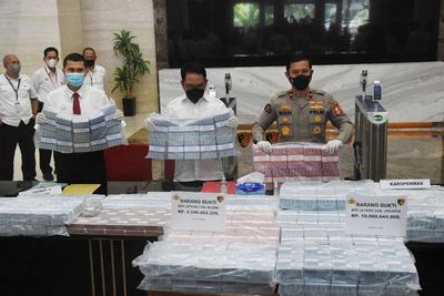 Penampakan Tumpukan Uang Hasil Korupsi Bank Jateng, Negara Rugi Rp597 Miliar