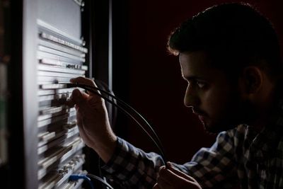 Kelompok Hacker Retas Datacenter Berisi Server HP untuk Tambang Cryptocurrency!