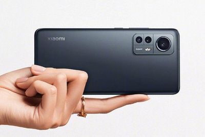 Xiaomi 12 & 12 Pro Resmi Debut dengan Snapdragon 8 Gen 1, Xiaomi 12X Jadi Varian Termurah!