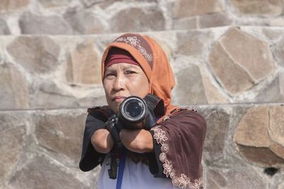 Inspiratif! Difabel Tanpa Lengan, Sukses Jadi Fotografer
