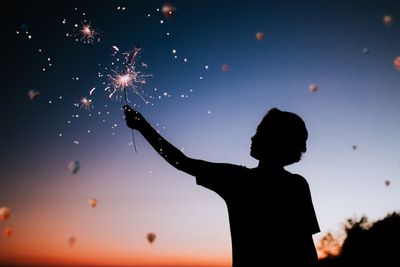 50 Kata-Kata Bijak Akhir Tahun dan Ucapan Selamat Tahun Baru 2022