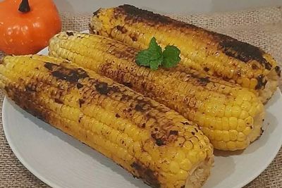 Rayakan Malam Tahun Baru, Begini Resep Mudah Jagung Bakar Manis Gurih