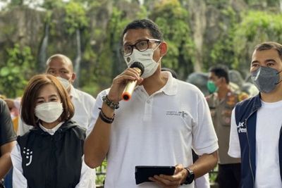 Terapkan Prokes dengan Ketat, Sandiaga Uno Puji Pengelola Kebun Binatang Ragunan