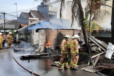 Bengkel di Mampang Prapatan Kebakaran, 2 Orang Dinyatakan Tewas