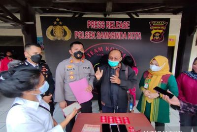 Waria di Samarinda Diringkus Polisi karena Lakukan Prostitusi Daring