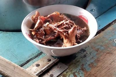 Kuahnya Kayak Comberan Tapi Sehari Warung Bakso Ini Habiskan 10 Kg Daging