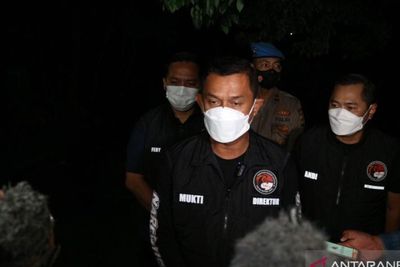 Dor... Polisi Tembak Pengedar Narkoba Usai Tabrak Motor Emak-emak, 4 Kg Sabu Jadi Bukti